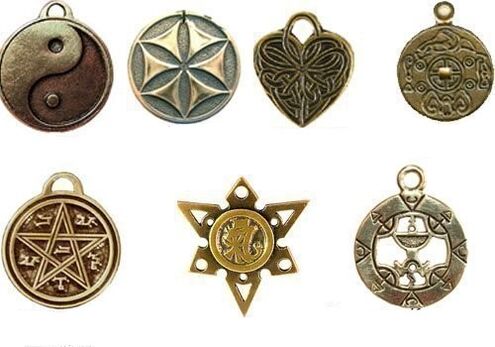 Popular amulets for good luck in Eastern culture
